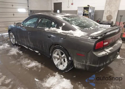 2013 Dodge Charger R/T из США, поврежденный, VIN 2C3CDXCT1DH715780